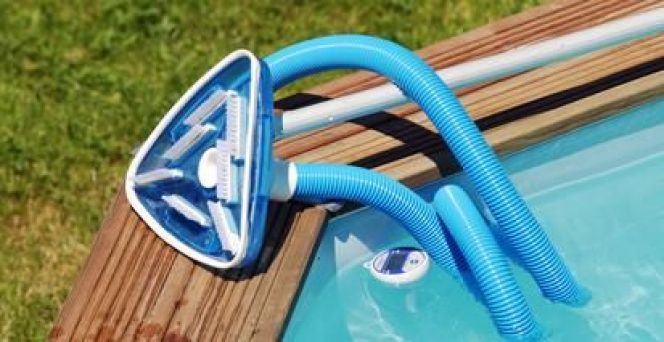 aspirateur piscine aquilus